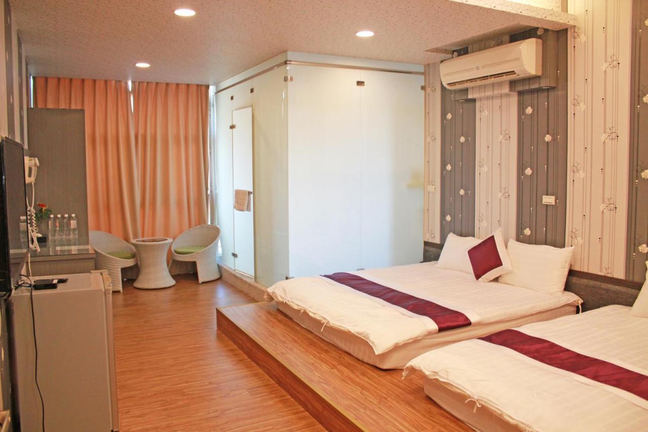 Wind Town Guest House Hengchun Exterior photo